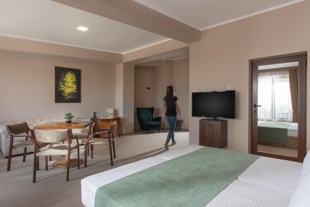 Hotel Villa Magus Kladnitsa Eksteriør billede